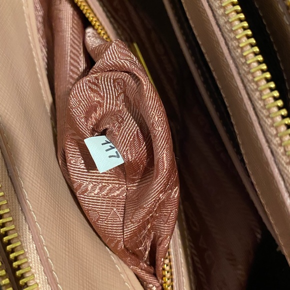 Prada Mini galleria - Picture 12 of 16